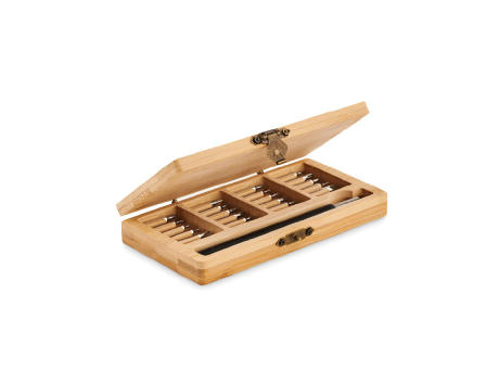 Set herramientas de 24 piezas