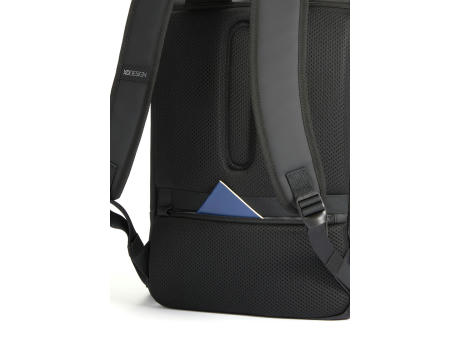 Mochila urbana resistente al agua con solapa