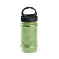 ARTX PLUS. Sporthandtuch aus Polyamid und Polyester mit Flasche (440 mL) aus PP und PET und einem integrierten Karabinerhaken am Deckel