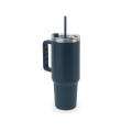 JOYNER XL. Grosser Reisebecher aus Edelstahl (91 % recycelt) mit vakuumisolierter Doppelwand und matter Oberfläche 1300 ml