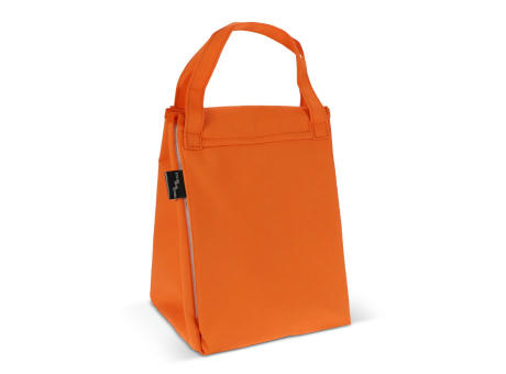 Gefaltete Kühltasche und Picknickmatte