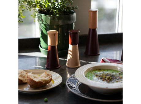 Sagaform "Gurken" Salz- oder Pfeffermühle medium, 20,5 cm