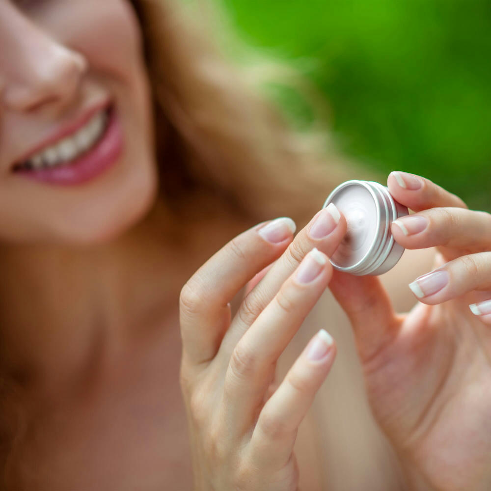 Runde Lippenbalsam-Dose aus recyceltem Aluminium