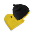 Gorro de punto contrastado