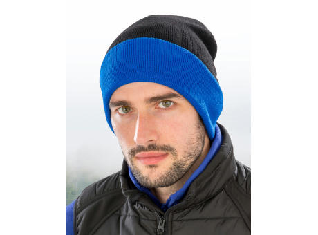 Gorro negro reciclado Compass