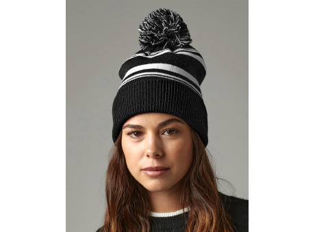 Gorro con rayas en abanico