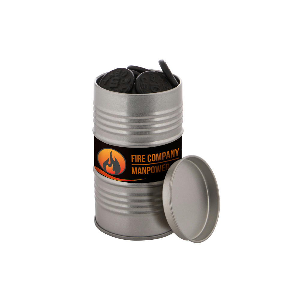 Ölfass, gefüllt mit Süßigkeiten