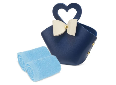SET 5 BOLSITOS CON TOALLA "COQUETTE"