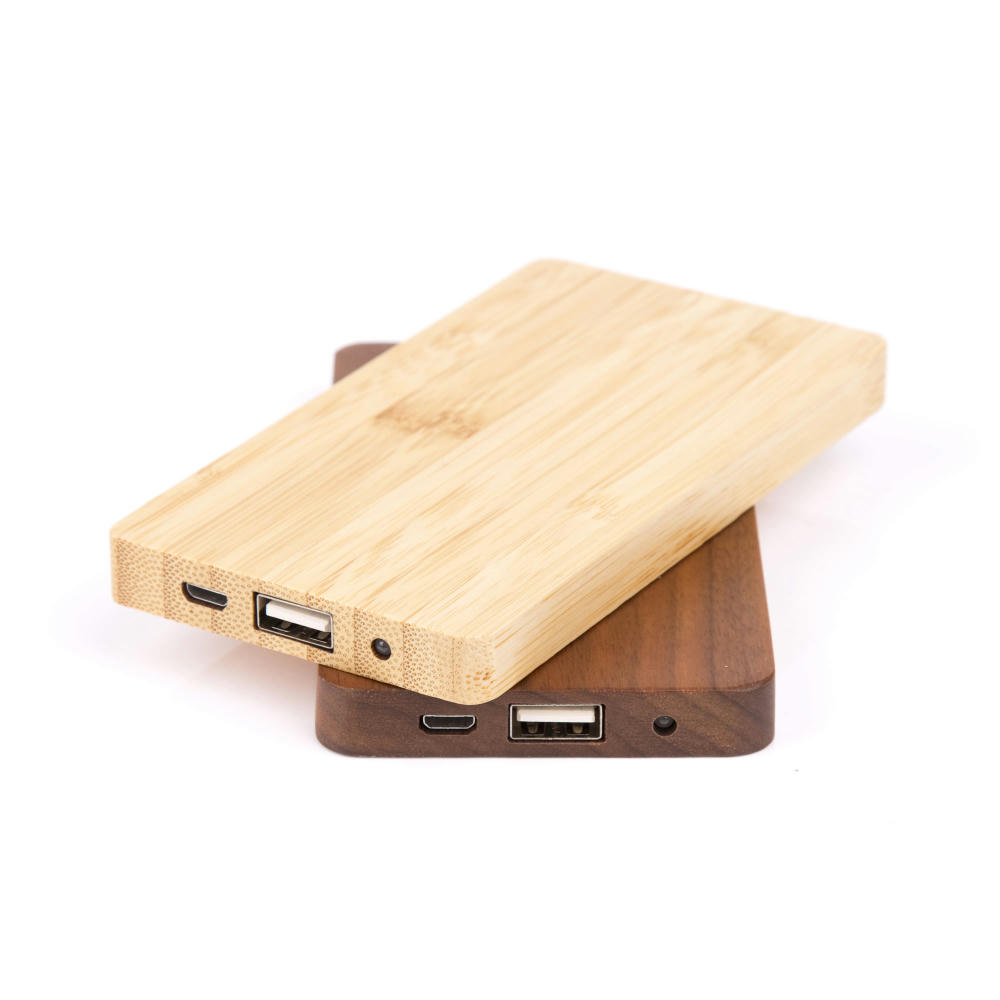 Powerbank Holzpanel