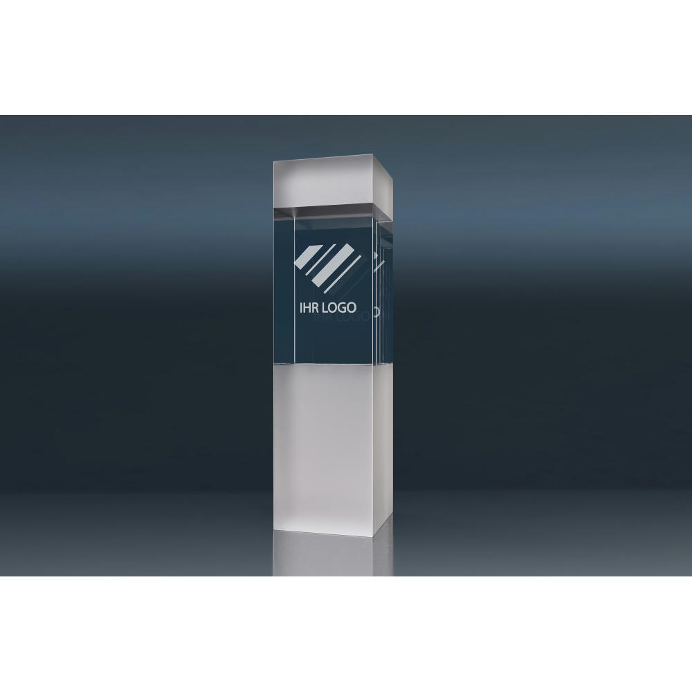 Crystal-Trophy  Frost  (M)