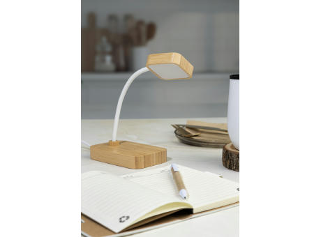 Multifunktionale Schreibtischlampe VoltGlow