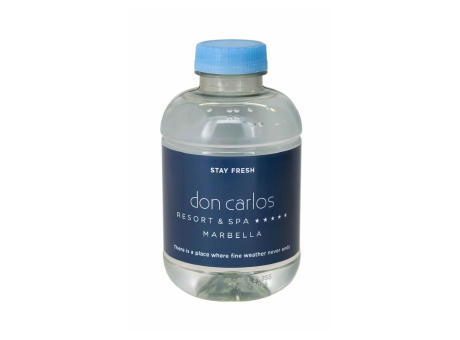 Botella de agua reciclada