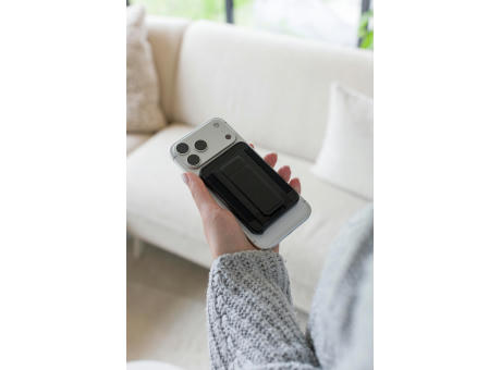 BrandCharger Kartenhülle Wally Stand Pro