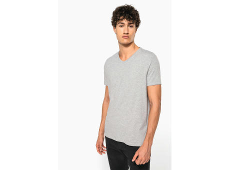 Camiseta con elastano cuello de pico hombre