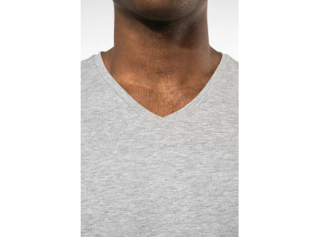 Camiseta con elastano cuello de pico hombre