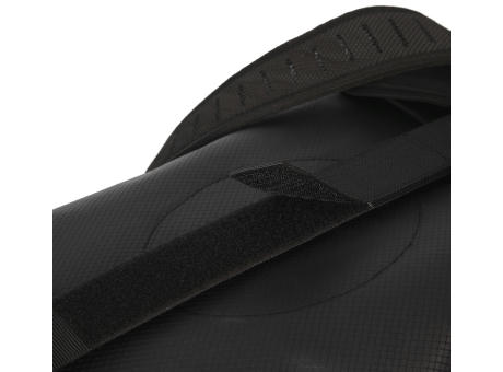 Mochila impermeable con compartimento para el casco