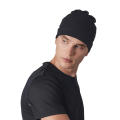 Gorro deportivo ajustado