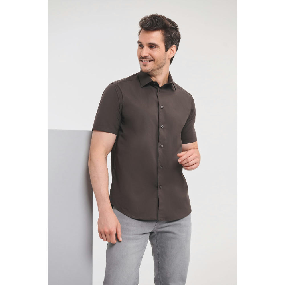 Camisa ajustada manga corta hombre