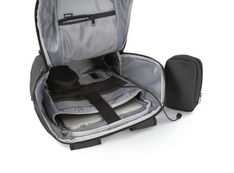 Mochila antirrobo impermeable con portacasco