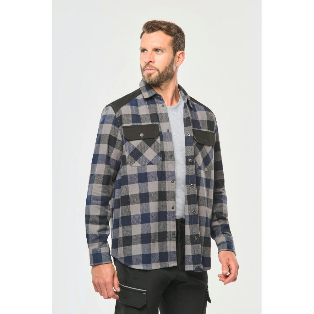 Camisa a cuadros con bolsillos
