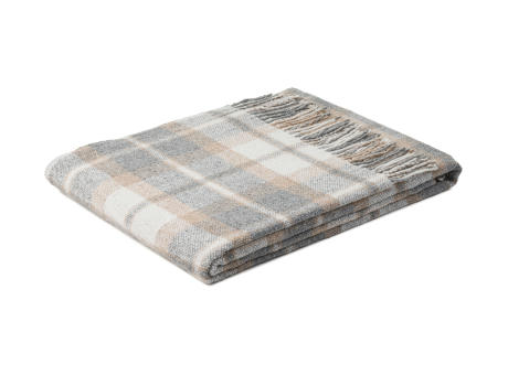 Mishka Karo mit Fransen