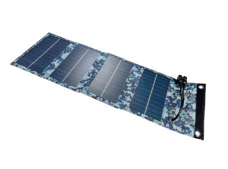 Faltbare Outdoor Solarmatte SM01 mit 4 Solarpanels und 7W Blau Camouflage