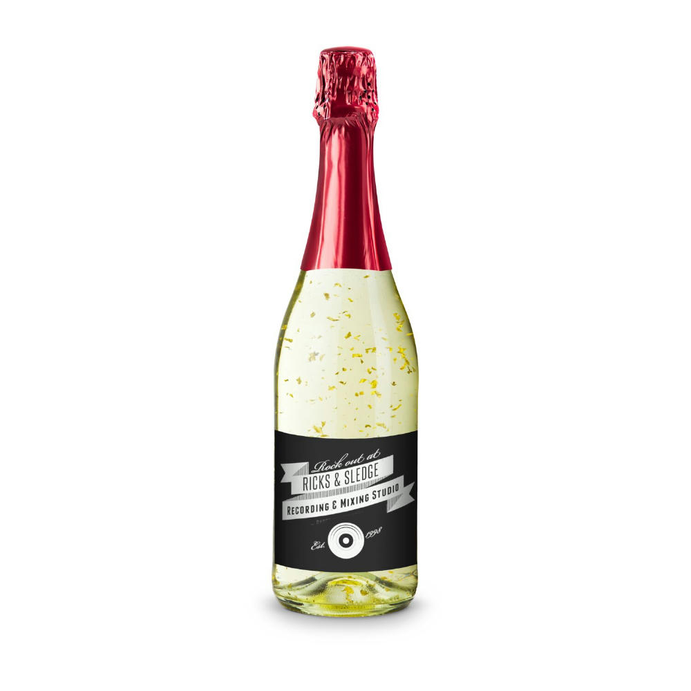 Golden Flakes - Flasche klar - Kapselfarbe Rot, 0,75 l