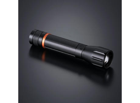 OPTIMA SET I-B: MULTITOOL UND MITTELGROßE TASCHENLAMPE