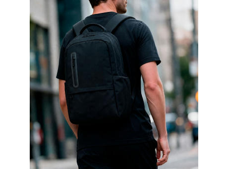 Chicago Rucksack 20L aus recy. PET. Geeignet für Laptops bis 17".