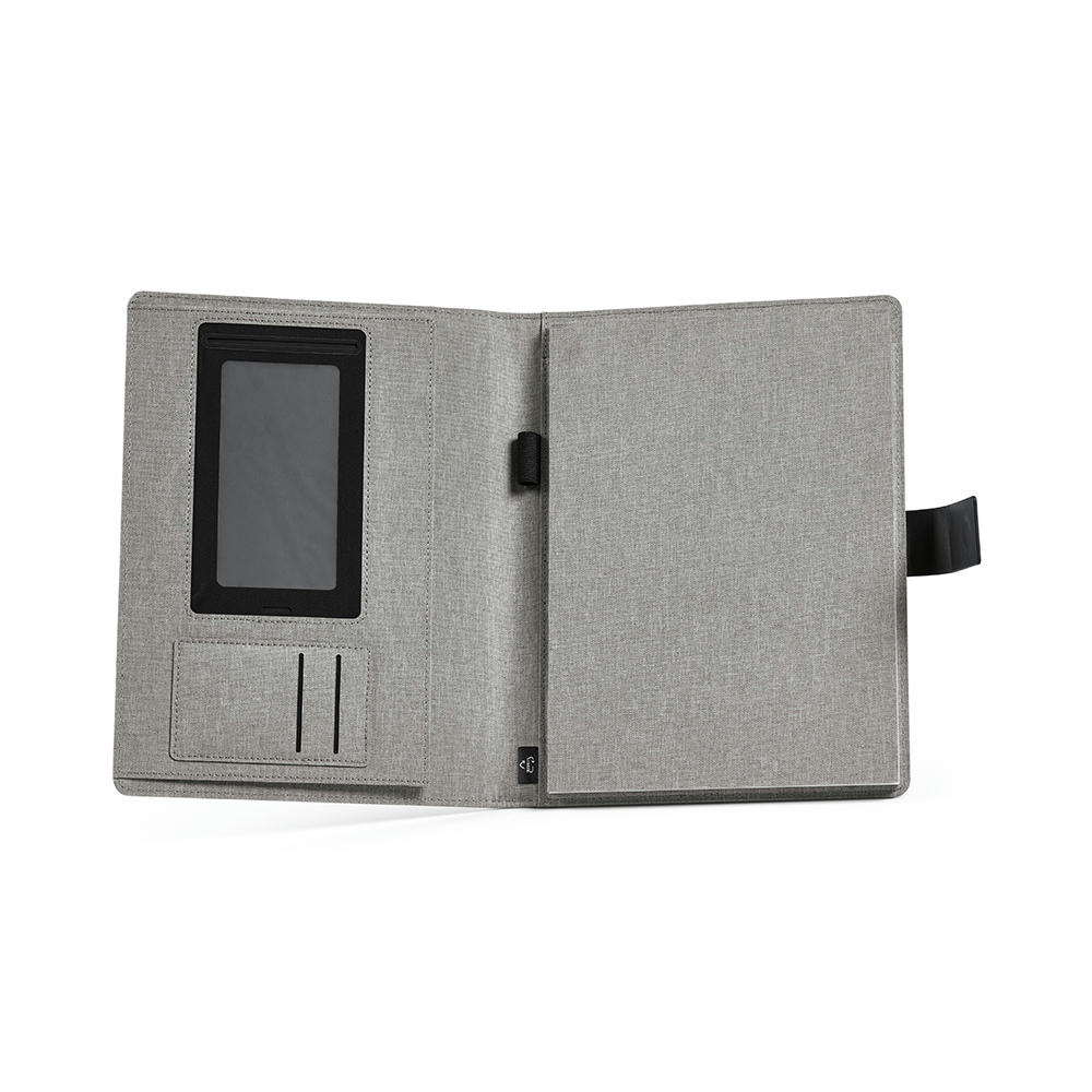 Tolstoy A4-Mappe rPET. Notizblock mit 64-seitigem FSC®.Verschluss aus rPU