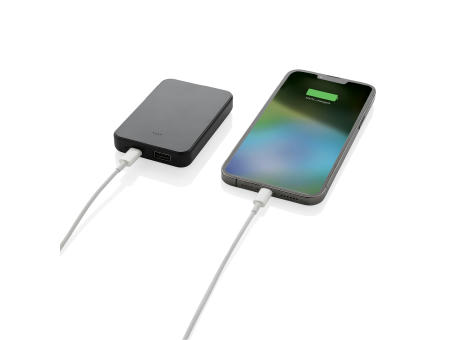 Boostcore 5.000mAh Powerbank aus RCS rec. Kunststoff