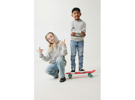 Iqoniq Yengo KidsHoodie mit Seitentaschen aus rec. Baumwolle