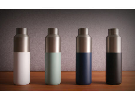 Fluid Flasche aus RCS-zertifiziert recyceltem Stahl, 600ml