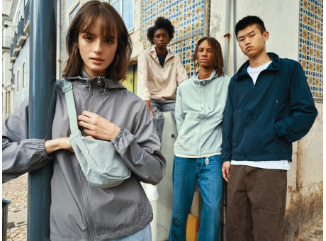 IQONIQ Logan Lightweight Jacke aus recyceltem Polyester