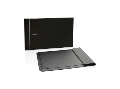 Swiss Peak magnet. 15,6" Laptop-Sleeve mit 15W Ladefunktion
