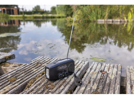 RescueWave Notfallradio aus RCS recyceltem Kunststoff