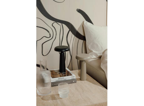 VINGA Avery RCS Tischlampe