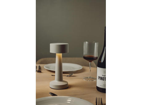 VINGA Maris Tischleuchte aus RCS recyceltem ABS