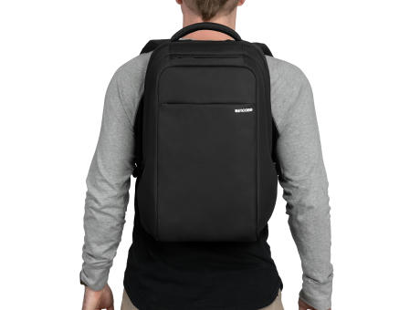 Incase ICON Slim Pack