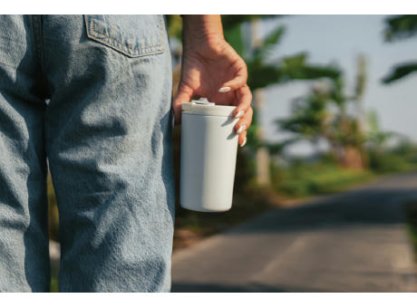 Doppelwandiger Vakuum-Becher aus RCS recyceltem SS