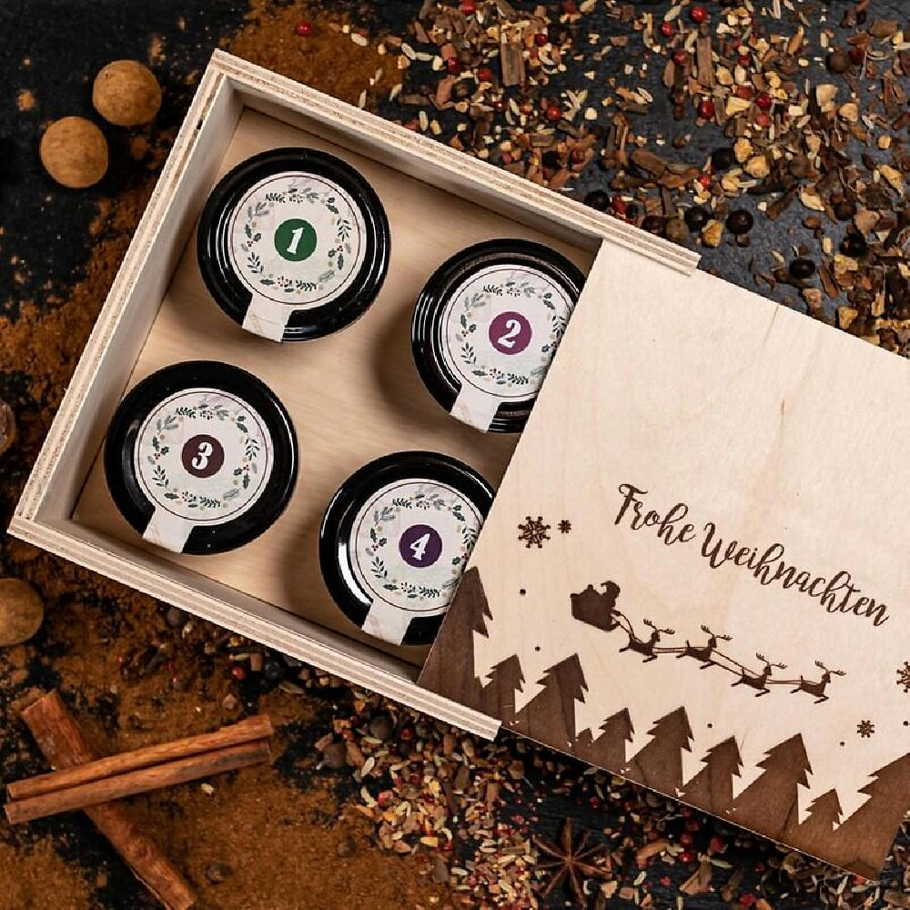 Adventskalender mit 4 Weihnachts-Spezialitäten