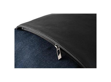 DIVERGENT BACKPACK I. Mochila para portátil de hasta 15.6'' en tejido vaquero y PU