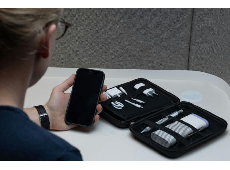 TROIKA Kabeltasche TROIKA BLACK CONNECTED