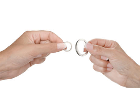 TROIKA Schlüsselanhänger VW GOLF 1974 REIFENPROFIL