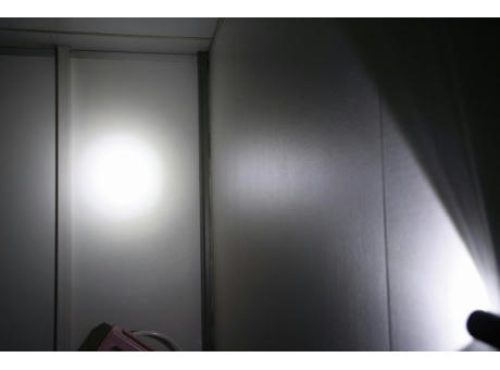 Metmaxx® LED MegaBeam Taschenlampe "GoRed3Watt" rot