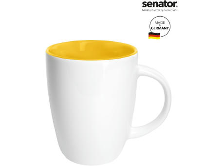 senator Elite inside